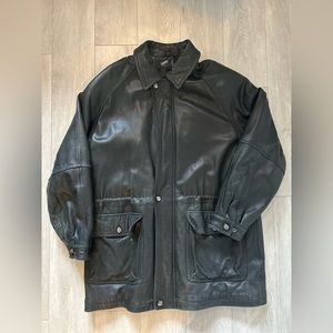 Genuine leather coat by Danier USA size 40-42 M/M